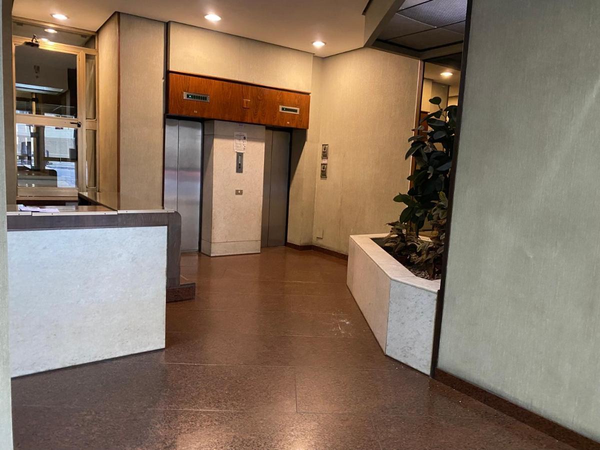 Delle Palme Rooms Elegante Monolocale In Centro Palermo Exterior foto